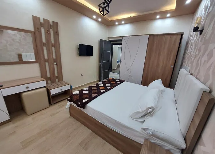 Direct Sea View 3 Bedrooms *